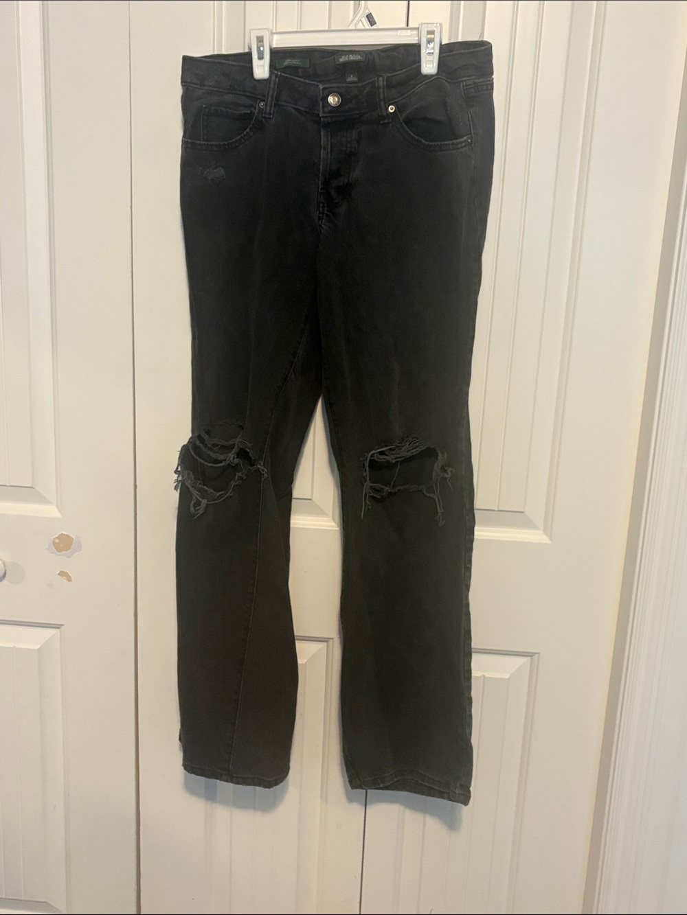 wild fable Black Distressed Straight-Leg Jeans